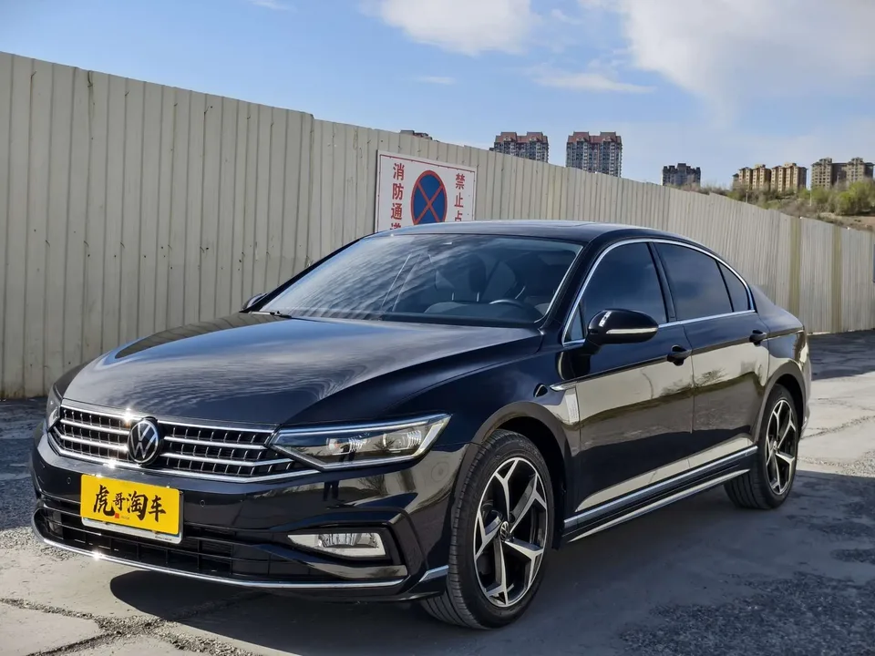 Volkswagen Magotan 2024