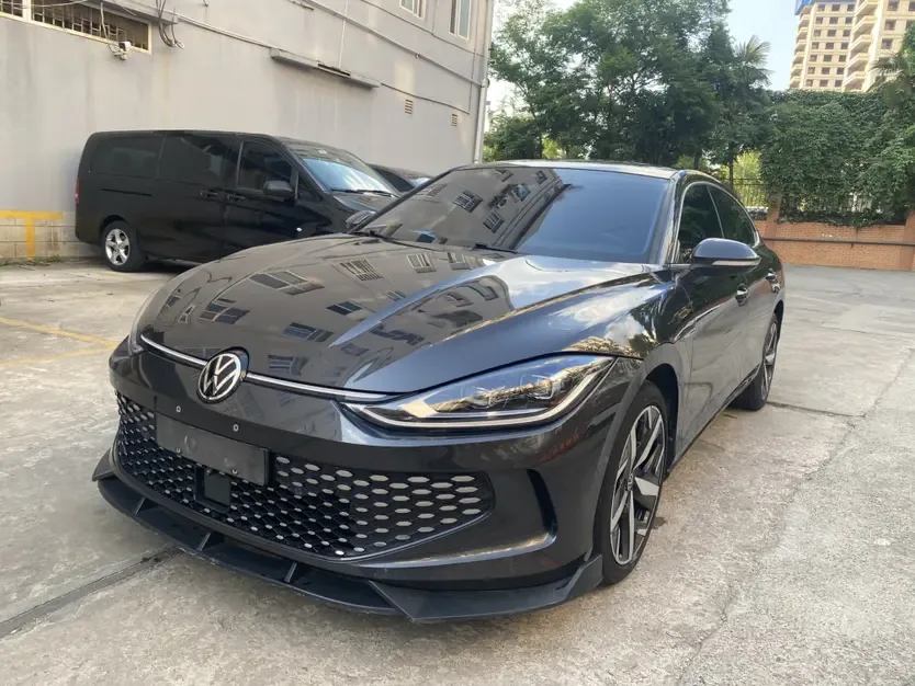 Volkswagen Lamando Lingdu Lingdu L 280TSI DSG Cool Edition 2023 — фото 1, купить с доставкой в Москву