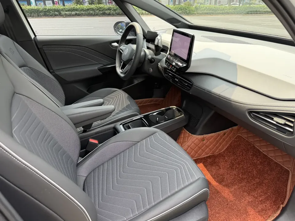 Volkswagen ID.3 Pure Smart Edition 2024 — миниатюра 4