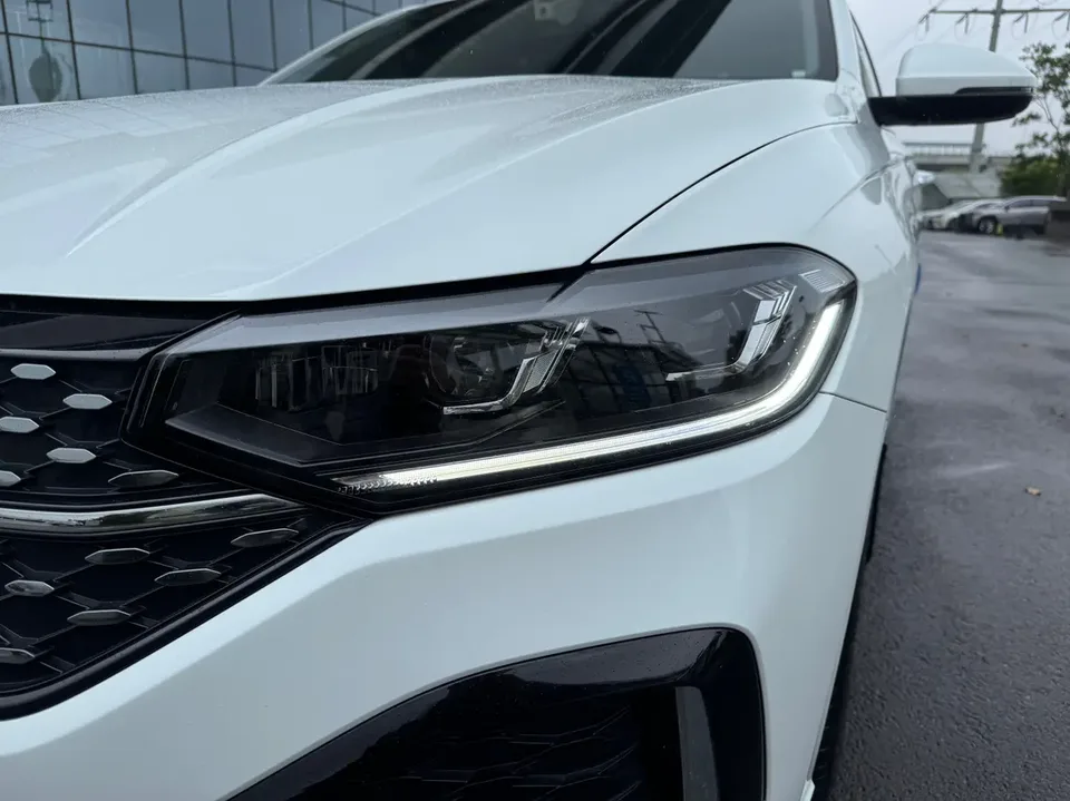 Volkswagen Lavida facelift 1.5L automatic 5 million version 2024 — миниатюра 3