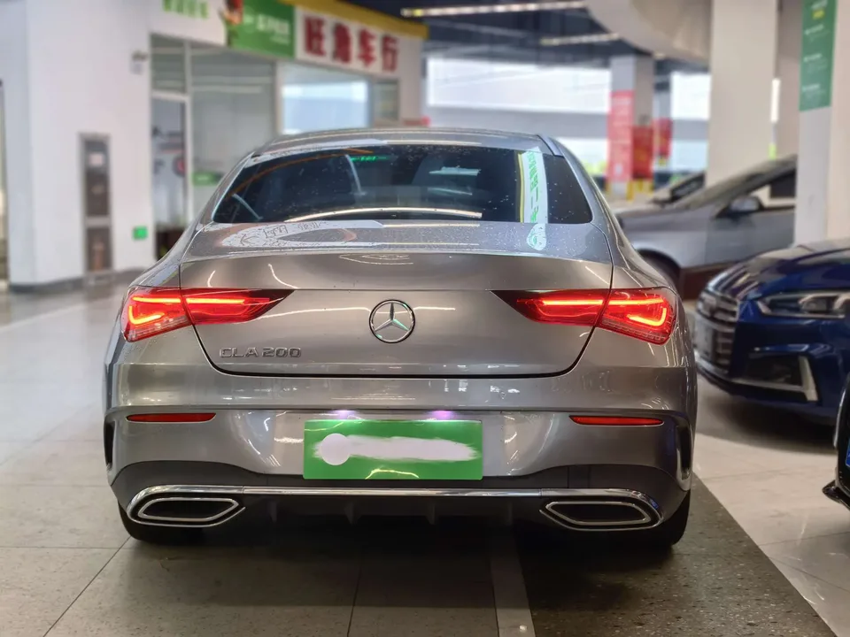 Mercedes-Benz CLA (Imported) CLA 200 four-door coupe 2022 — миниатюра 4