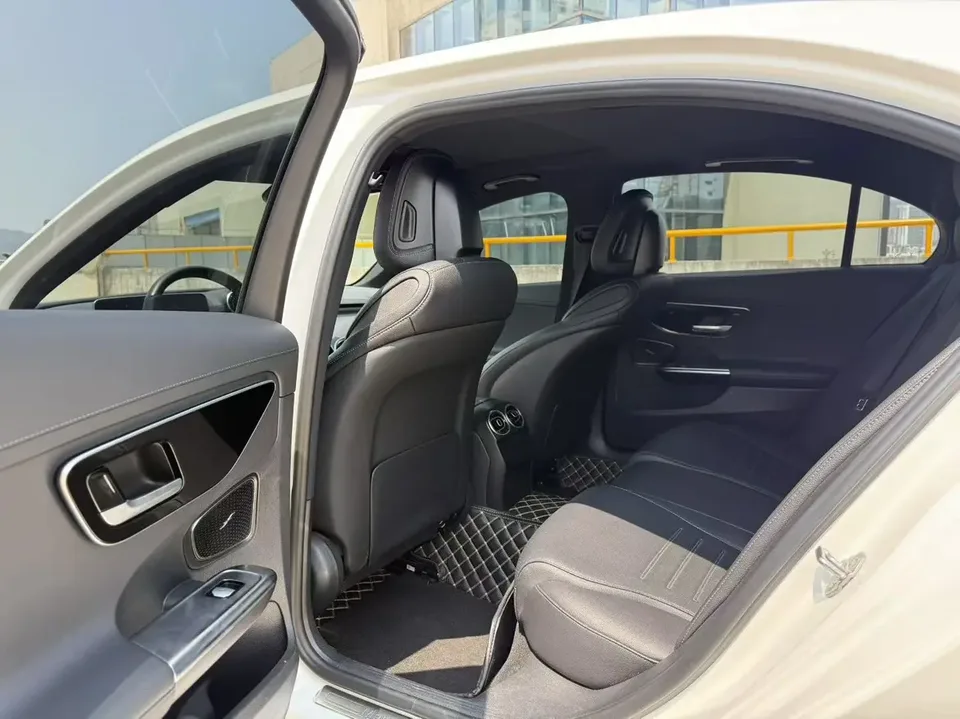 Mercedes-Benz C-Class Mercedes Benz C Class 2022 C 200 L Sport Edition 2022 — thumbnail 3