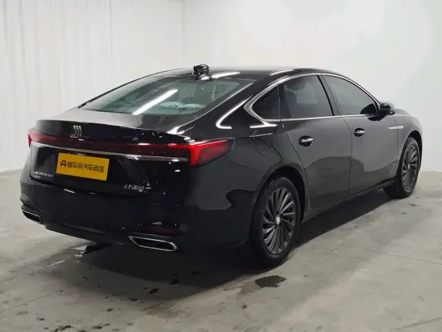 Buick LaCrosse LaCrosse 2025 28T Platinum Edition 2025 — миниатюра 5