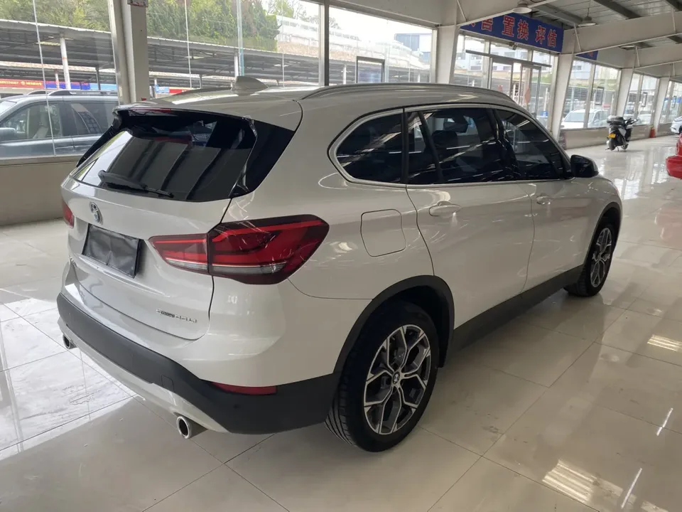 BMW X1 BMW X1 2022 sDrive25Li Leading Edition 2022 — миниатюра 2