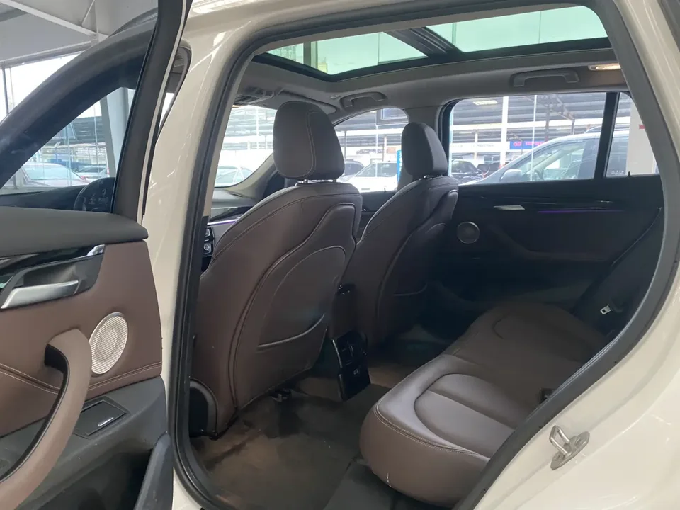 BMW X1 BMW X1 2022 sDrive25Li Leading Edition 2022 — миниатюра 5