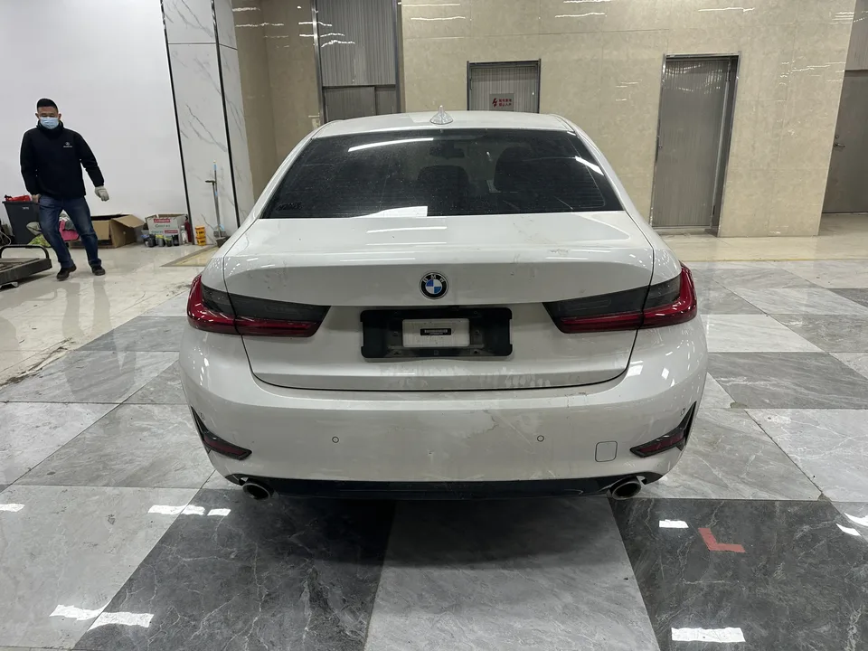 BMW 3 Series 320i Sport Package 2022 — миниатюра 2