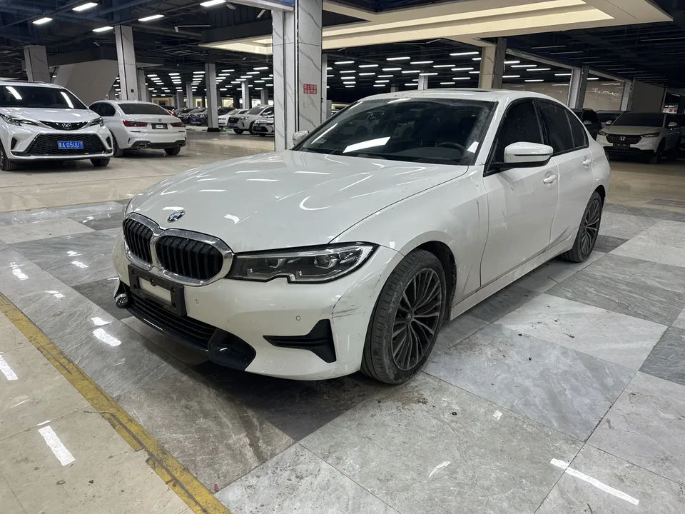 BMW 3 Series 2022