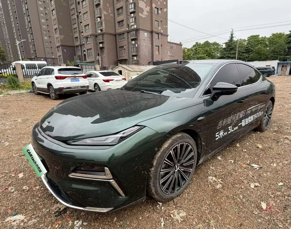 Geely Galaxy Star 8 PHEV 2025