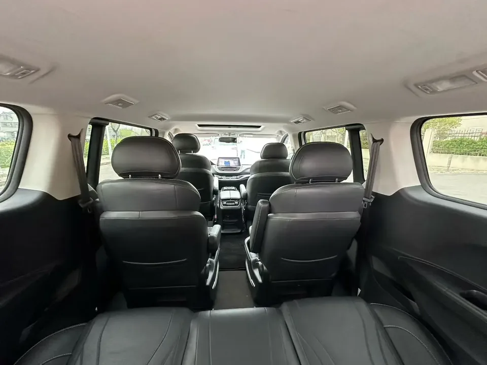 Datong Maxus G20 Maxus G20 2021 PLUS 2.0T gasoline automatic luxury version 2022 — миниатюра 3