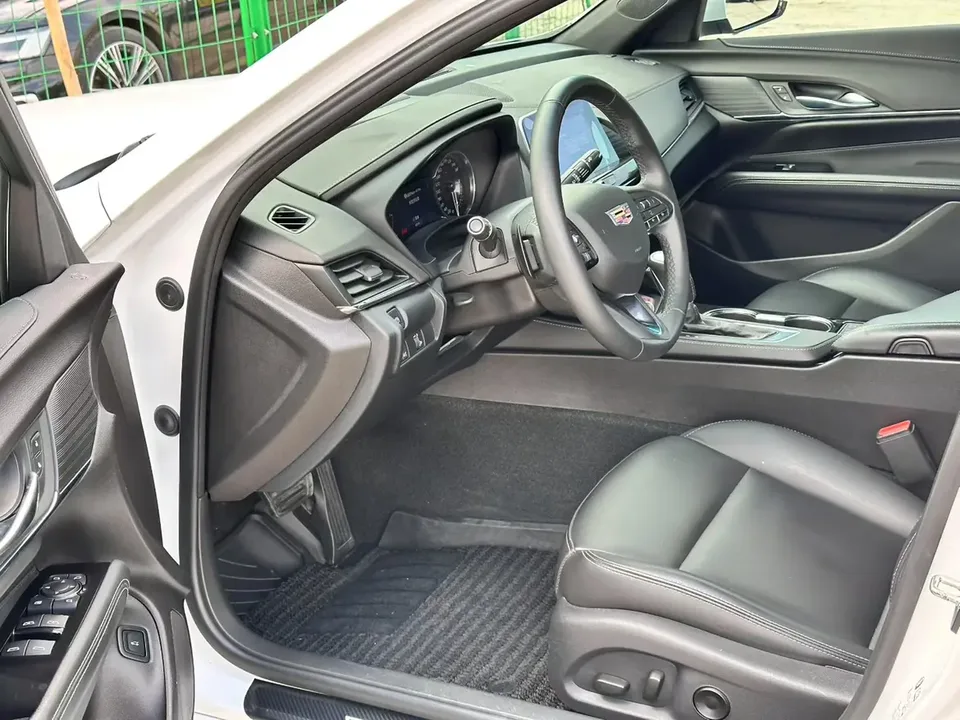 Cadillac CT4 Cadillac CT4 2022 28T luxury model 2022 — миниатюра 5
