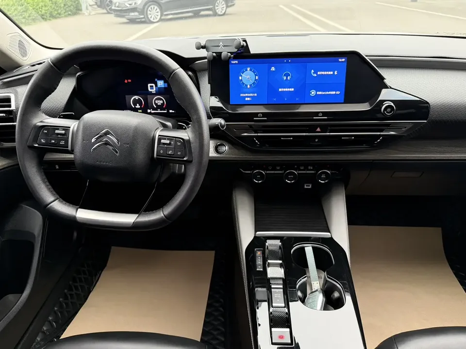 Citroen Versailles C5 X Versailles C5 2023 — миниатюра 4