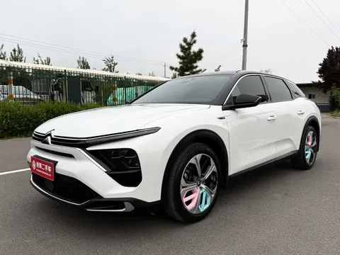 Citroen Versailles C5 X 2023 купить в Москве