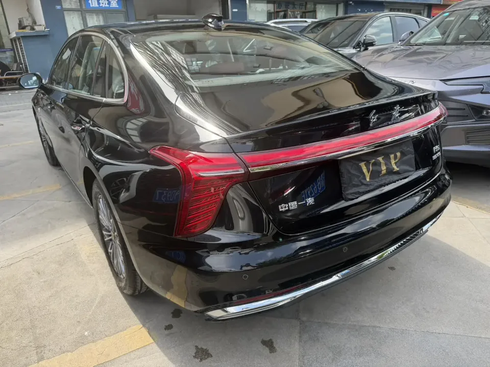Hongqi H5 Hongqi H5 2024 1.5T DCT Zhilian Qiyue Edition 2024 — миниатюра 4