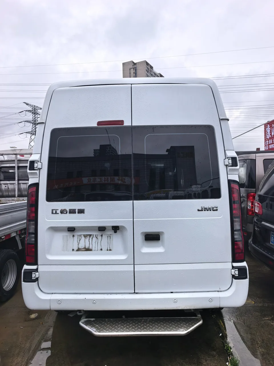Jiangling Fushun 2.0T manual diesel short-axle mid-top commercial multi-purpose passenger car 5 seats 2025 — миниатюра 2