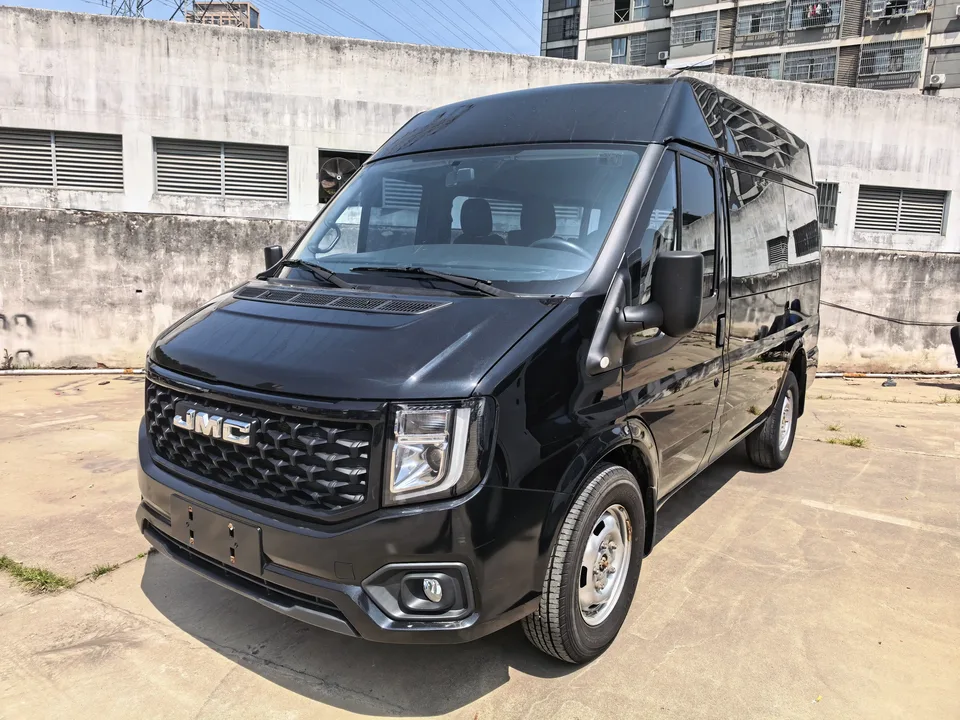 Jiangling Fushun 2.0T manual diesel short-axis mid-roof commercial multi-functional passenger car with 6 seats 2024 — фото 1, купить с доставкой в Москву
