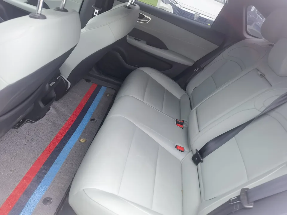 Roewe D6 520km Comfort Edition 2025 — миниатюра 4