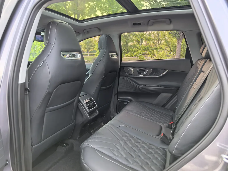 Chery Tiggo 7 Plus Tiggo 7 PLUS 2023 1.6TGDI DCT premium model 2023 — миниатюра 3