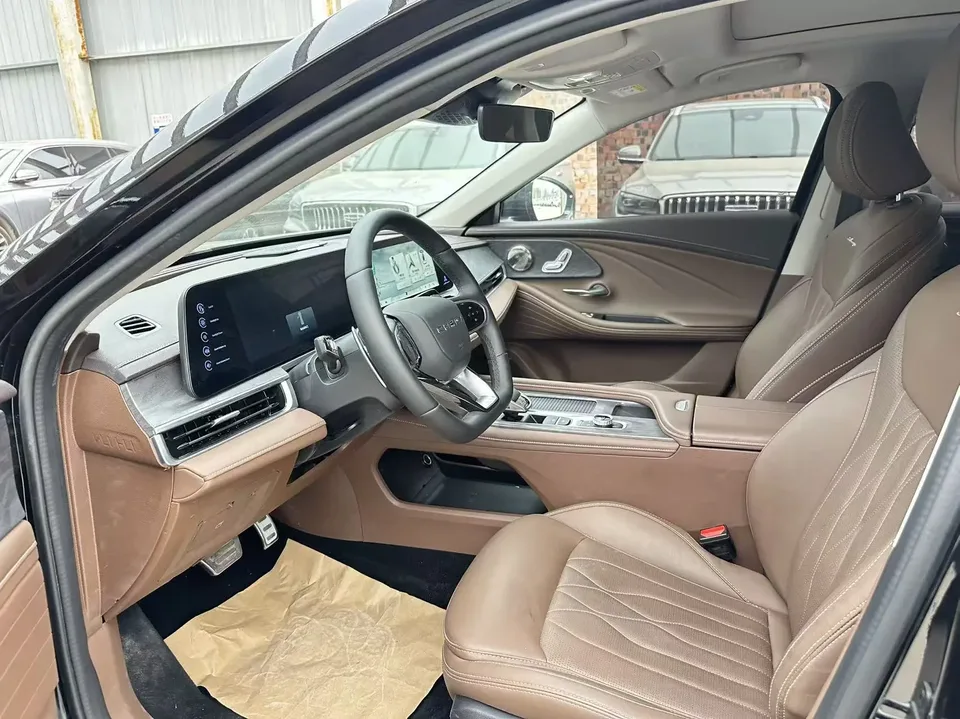 Chery Arrizo 8 High Energy Edition 2.0T DCT 2024 — миниатюра 3