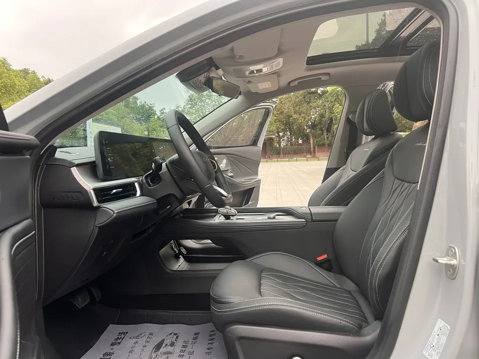 Chery Arrizo 8 1.6TGDI DCT Rui 2025 — миниатюра 5