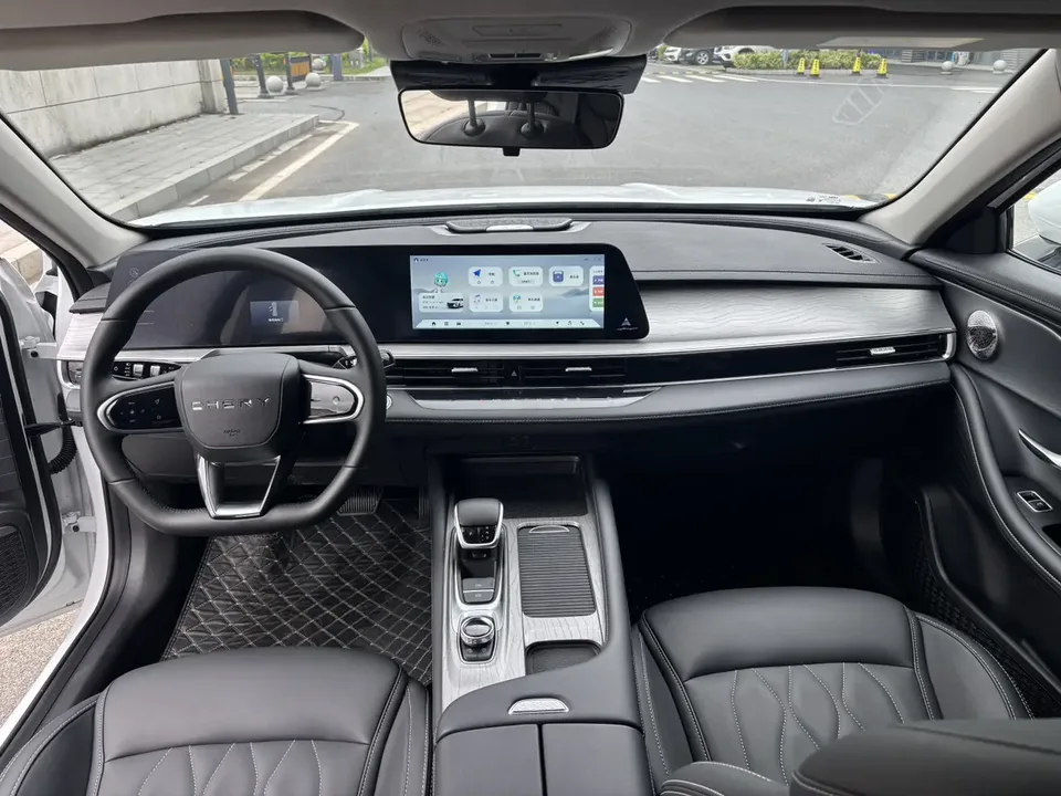 Chery Arrizo 8 1.6TGDI DCT Intelligent 2025 — миниатюра 3