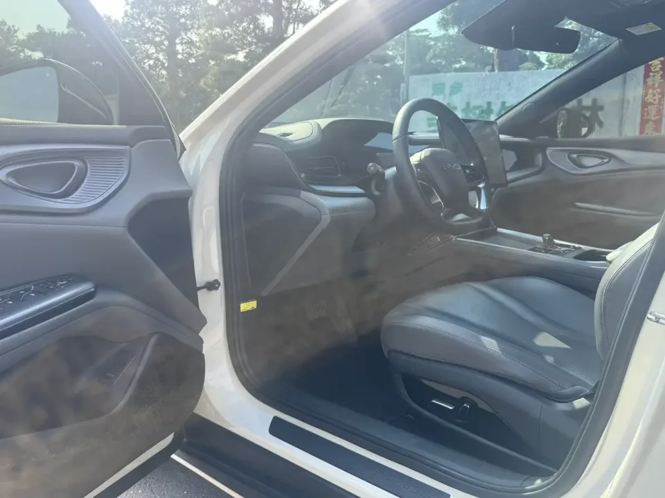 BYD Seal 07DM DM-i 125KM Elite 2024 — миниатюра 3