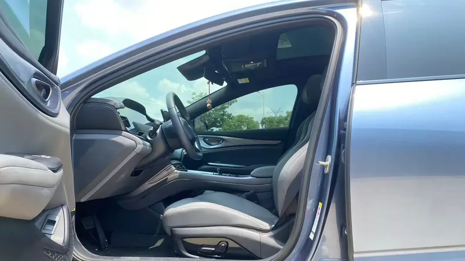 BYD Seal DM Honor Edition DM-i 1.5L 121KM Elite 2024 — миниатюра 3