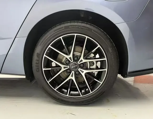 BYD Seal DM Honor Edition DM-i 1.5L 121KM Elite 2024 — миниатюра 4