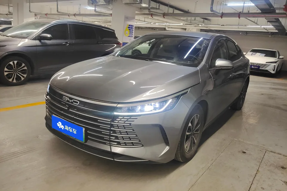 BYD Destroyer 05 Destroyer 05 2024 Honor Edition DM-i 55KM Deluxe 2025 — photo 1, buy with delivery to Moscow