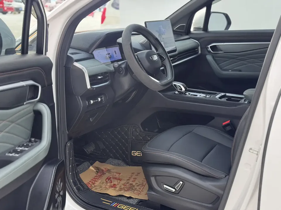 Geely Haoyue L Haoyue L 2024 2.0TD DCT luxury model 2024 — миниатюра 3