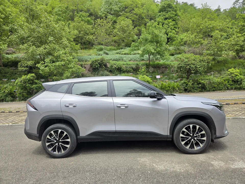 Geely Atlas Boyue 2026 1.5TD Yearning 2026 — миниатюра 5