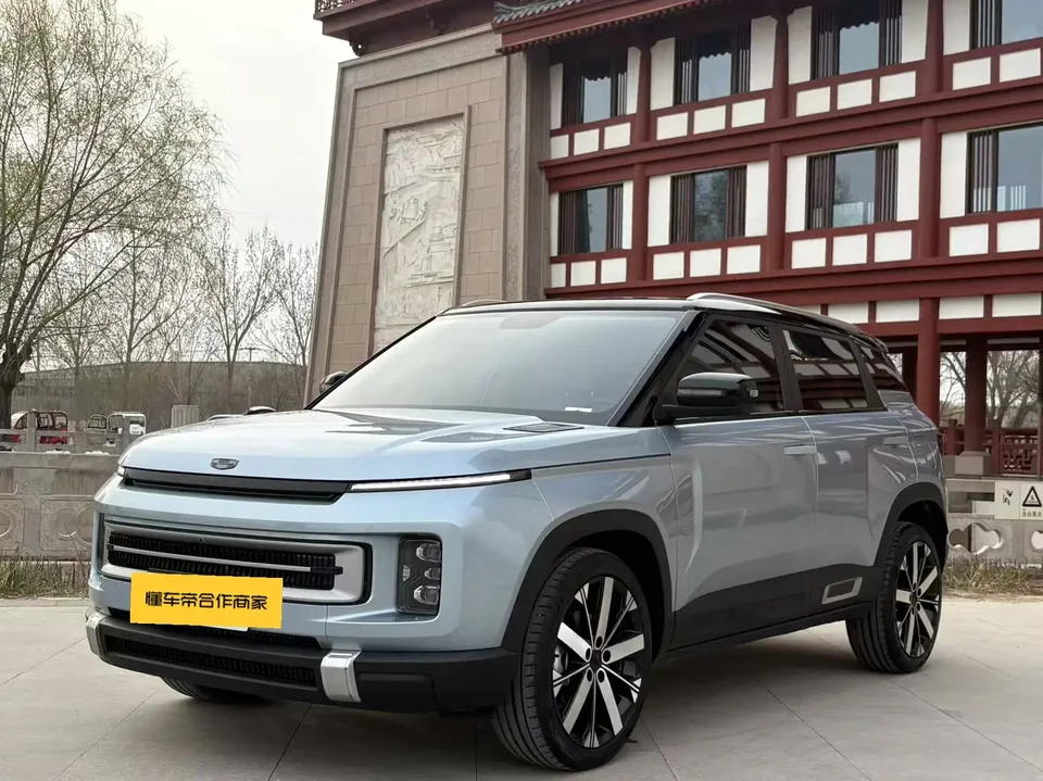 Geely ICON 2023