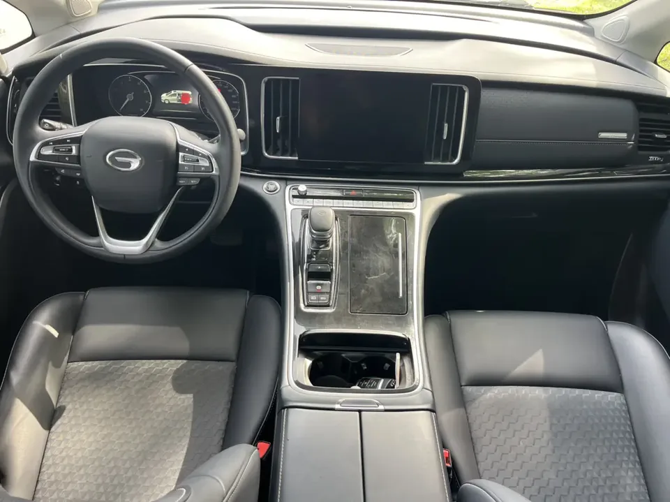 GAC Trumpchi M8 Trumpchi M8 2023 Lingxiu Series 390T Deluxe Edition 2023 — миниатюра 3