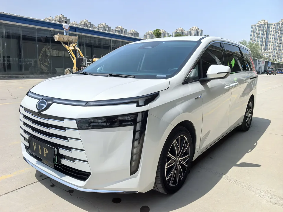 GAC Trumpchi E8 PHEV 2024