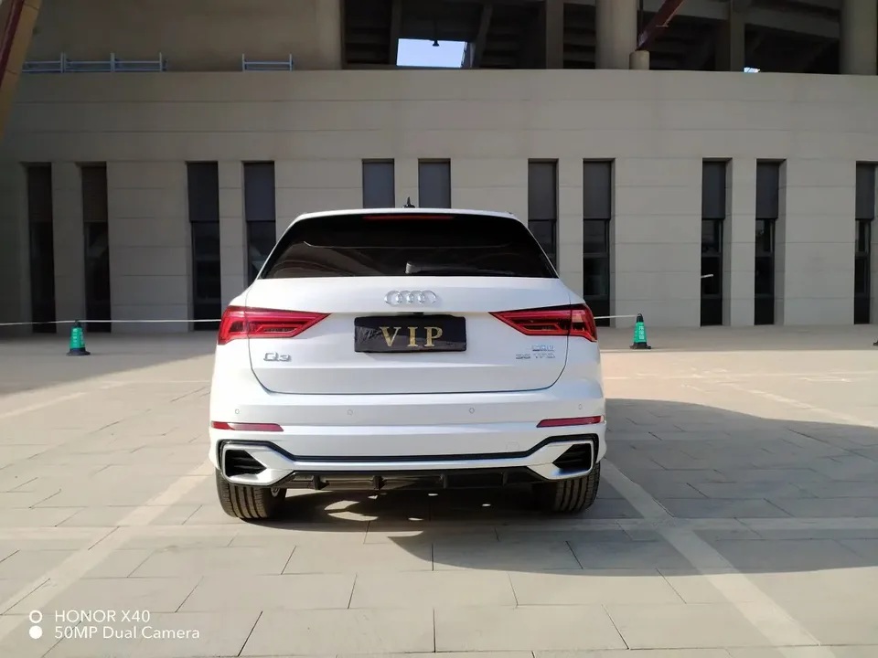 Audi Q3 Audi Q3 2025 quattro 45th Anniversary Edition 35 TFSI Stylish and Dynamic 2025 — миниатюра 2
