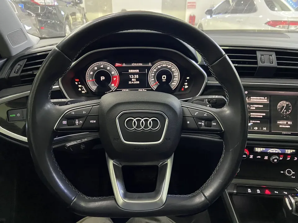 Audi Q3 Audi Q3 2022 35 TFSI Stylish Dynamic 2022 — thumbnail 5