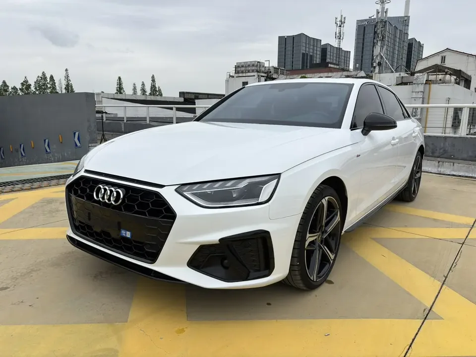 Audi a4 l 2024