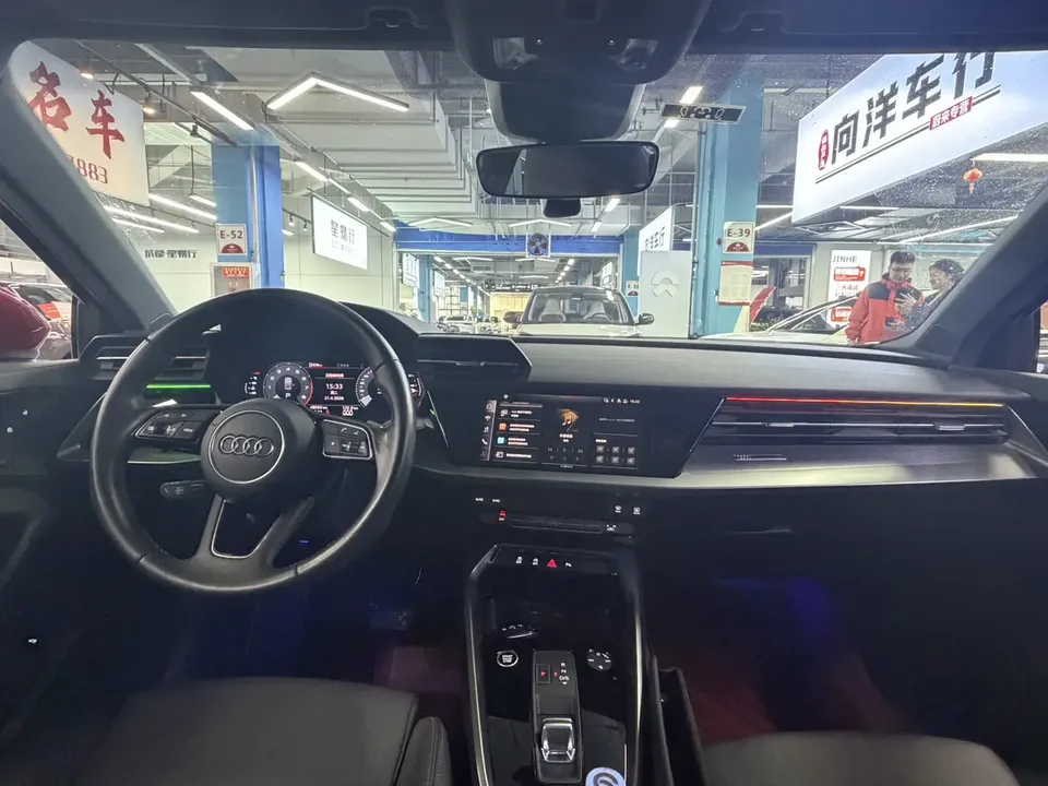 Audi A3 A3L Limousine 35 TFSI Enterprising and Elegant Model 2022 — миниатюра 5