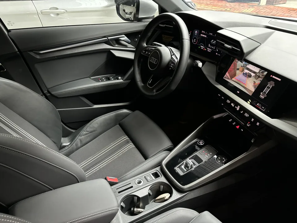 Audi A3 A3L Limousine 35 TFSI Fashionable and Elegant 2023 — миниатюра 4