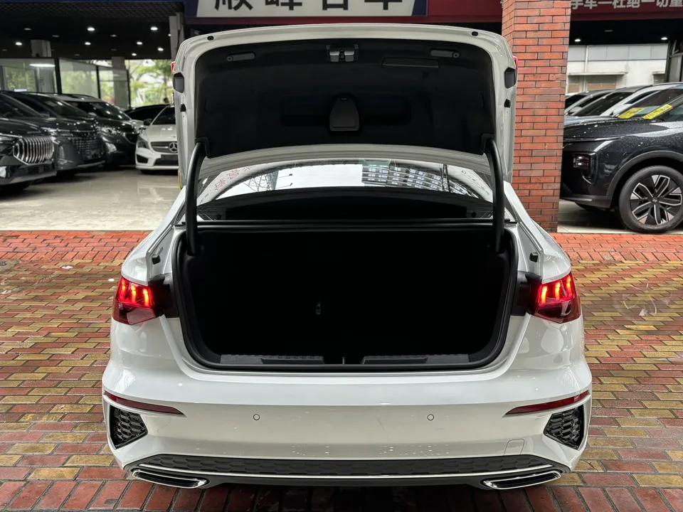 Audi A3 A3L Limousine 35 TFSI Fashionable and Elegant 2023 — миниатюра 5
