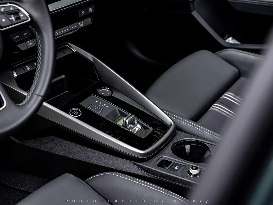 Audi A3 A3 2024 Audi A3 2024 Sportback 35 TFSI stylish and sporty 2024 — thumbnail 2