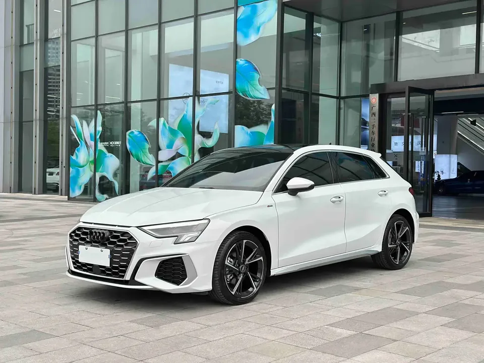 Audi A3 A3 2023 facelift Sportback 35 TFSI stylish and sporty 2024 — photo 1, buy with delivery to Moscow