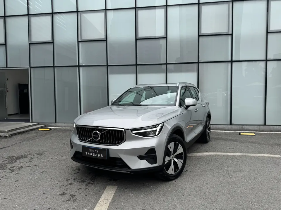 Volvo XC40 2024