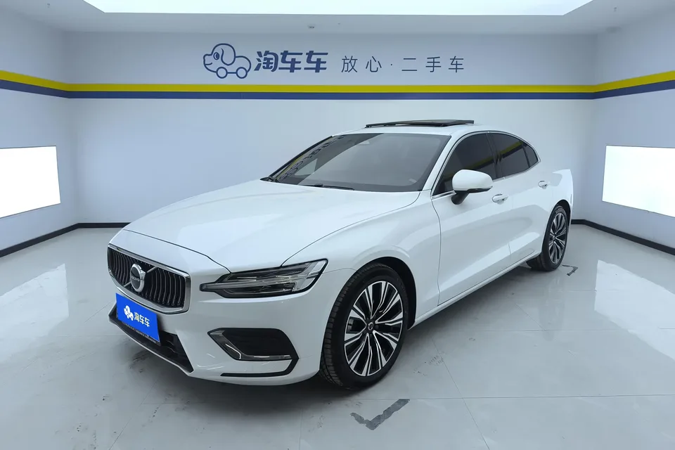 Volvo S60 2024