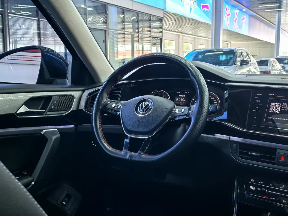 Volkswagen Tayron Tanyue 2022 330TSI 2WD Luxury Smart Edition 2022 — миниатюра 5