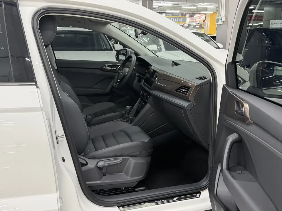 Volkswagen Tharu Tharu 2022 280TSI 2WD Luxury Edition 2023 — thumbnail 4