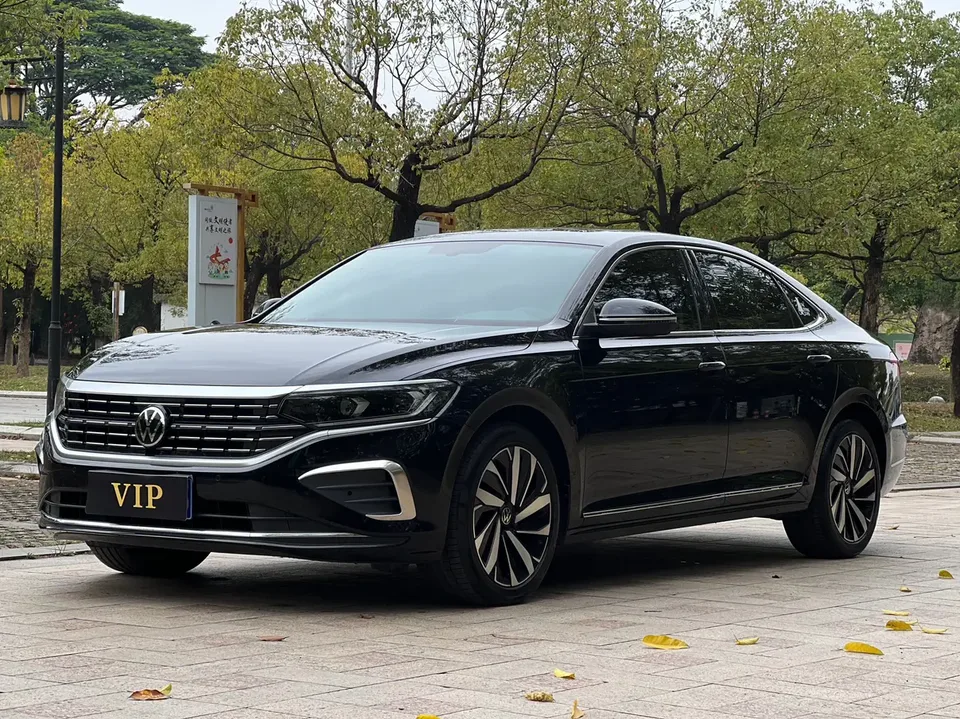 Volkswagen Passat 2024