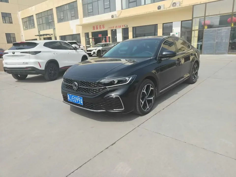 Volkswagen Passat 2024