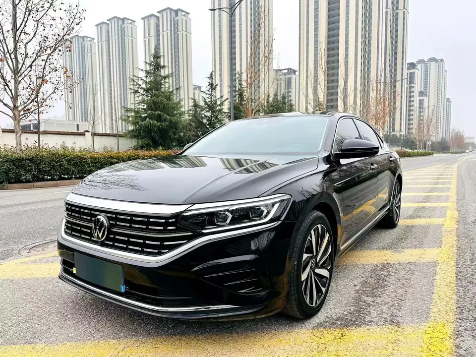 Volkswagen Passat 2023