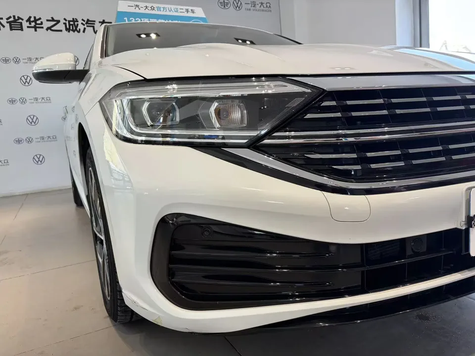 Volkswagen Sagitar 2023 Sagitar 300TSI DSG Beyond Edition 2023 — миниатюра 3