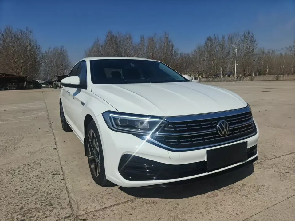 Volkswagen Sagitar Model 2 300TSI DSG Beyond Edition 2025 — миниатюра 3